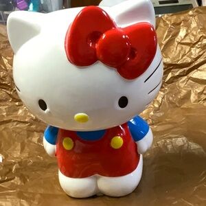 Hello Kitty bank